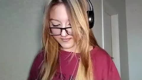 Snapshot of tinishaorce chatting on 02-28-26, 03:57 Kate online show from 02-28-26, 03:57