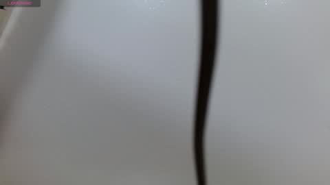 Snapshot of tinisweet chatting on 09-11-25, 12:16 tinisweet online show from 09-11-25, 12:16