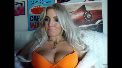 tinkerbell822 online show from 01-10-25, 04:41