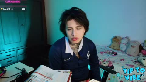 Snapshot of tinnadawson chatting on 12-10-24, 05:17 I AM BELLA ----------- follow my IG TINNS 69 online show from 12-10-24, 05:17