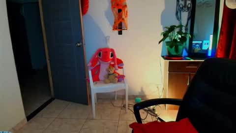 Snapshot of tinnadawson chatting on 10-25-25, 11:43 I AM BELLA ----------- follow my IG TINNS 69 online show from 10-25-25, 11:43