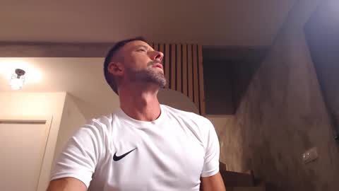 Snapshot of tinoclandestino chatting on 02-02-25, 06:10 tinoclandestino online show from 02-02-25, 06:10