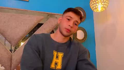 Snapshot of tinocrow chatting on 02-01-26, 01:26 TONY online show from 02-01-26, 01:26