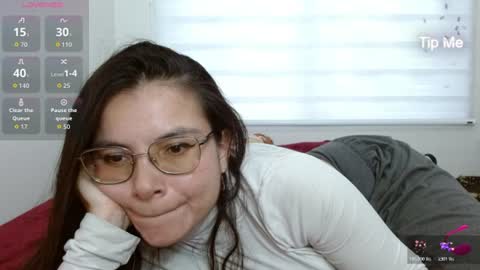 Snapshot of tiny_caroline chatting on 06-23-26, 12:08 Tiny Caroline online show from 06-23-26, 12:08