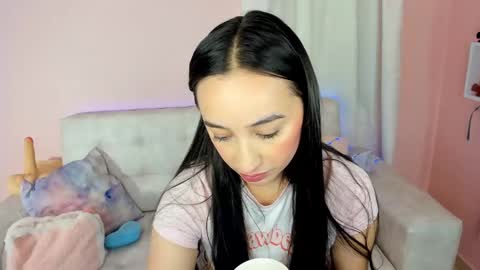 tiny_cora online show from 03-01-25, 04:44