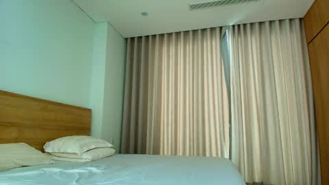 Snapshot of tiny_cute chatting on 12-10-24, 02:27 Lia online show from 12-10-24, 02:27