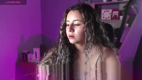 Snapshot of tiny_love_ chatting on 03-08-25, 02:55 tiny online show from 03-08-25, 02:55