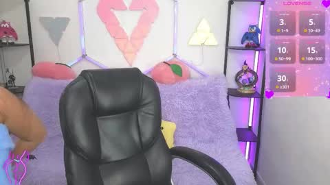 tiny_vixen_ online show from 12-26-24, 10:52