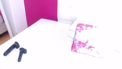 Snapshot of tiny_whore18 chatting on 01-30-25, 03:40 tiny_whore18 online show from 01-30-25, 03:40