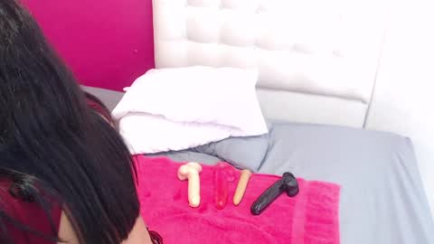 Snapshot of tiny_whore18 chatting on 02-01-25, 06:40 tiny_whore18 online show from 02-01-25, 06:40