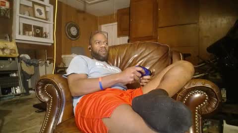 Snapshot of tinycock_1979 chatting on 10-28-25, 06:28 tinycock_1979 online show from 10-28-25, 06:28