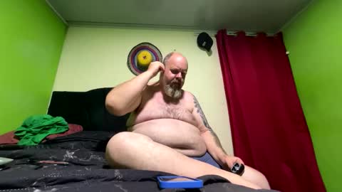 Snapshot of tinycockdeepass chatting on 12-17-25, 02:39 Jack online show from 12-17-25, 02:39