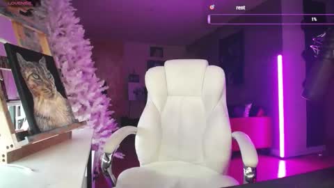 stage Kylie Sinner  brand CLITBAIT online show from 02-13-26, 01:12