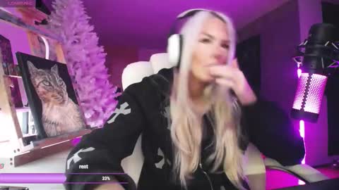 stage Kylie Sinner  brand CLITBAIT online show from 02-22-26, 12:34