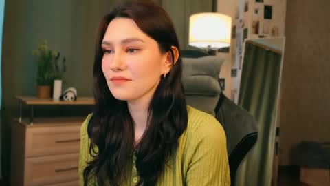 Polly online show from 04-17-26, 01:14