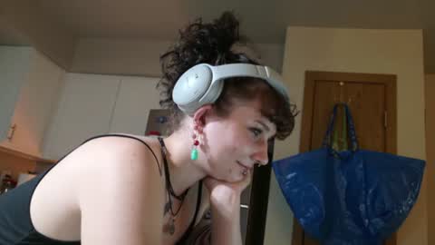 tinytitties online show from 06-19-26, 02:05