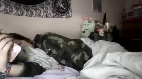 Snapshot of tinytittiexx chatting on 02-16-26, 04:25 tinytittiexx online show from 02-16-26, 04:25