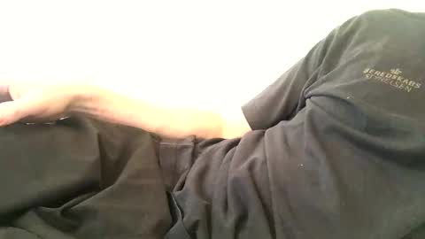 tippedrobin4830 online show from 11-16-25, 02:00