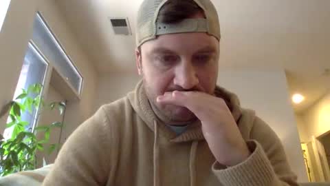 Snapshot of tiptop1088 chatting on 12-03-24, 05:12 tiptop1088 online show from 12-03-24, 05:12