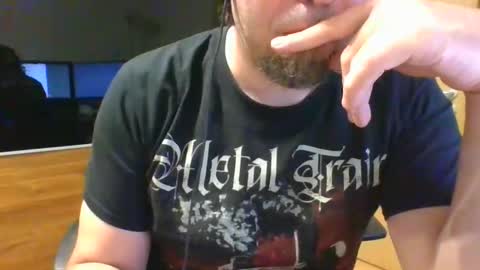 Snapshot of tirolerboy27 chatting on 12-03-24, 12:38 Tirolerboy27 online show from 12-03-24, 12:38