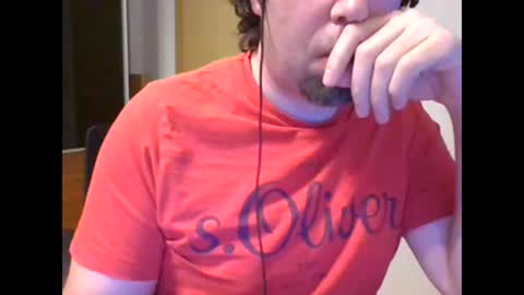 Snapshot of tirolerboy27 chatting on 02-05-25, 03:52 Tirolerboy27 online show from 02-05-25, 03:52