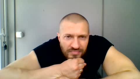titan_heart online show from 06-24-26, 07:29