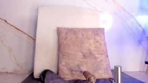 Snapshot of tivizaylove chatting on 11-05-25, 02:28 Tivizay online show from 11-05-25, 02:28