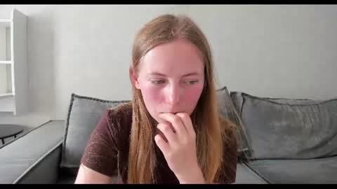 Snapshot of tixxxy chatting on 07-20-26, 02:19 Maria online show from 07-20-26, 02:19