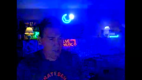 Snapshot of tkthedj chatting on 09-10-25, 01:16 TK online show from 09-10-25, 01:16