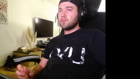 Snapshot of tmoxxx chatting on 02-21-26, 08:10 tmoxxx online show from 02-21-26, 08:10