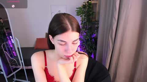 Snapshot of to_your chatting on 11-11-25, 12:54 2 GMT Mo Tu We Th Fr 10am-4am online show from 11-11-25, 12:54