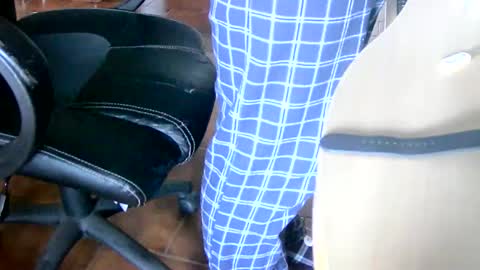 Tobiko online show from 01-23-25, 04:59