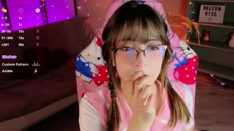 Soffi online show from 02-12-26, 05:57