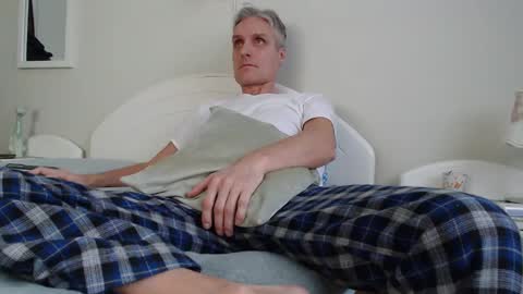 Snapshot of toffmen chatting on 02-08-25, 02:27 Daniel Bisexual uncut 20cm online show from 02-08-25, 02:27