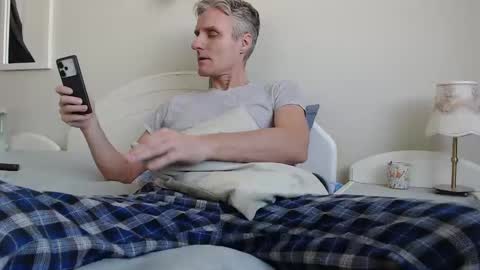 Snapshot of toffmen chatting on 02-16-25, 07:48 Daniel Bisexual uncut 20cm online show from 02-16-25, 07:48