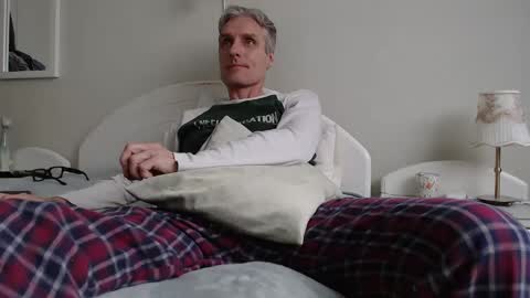 Snapshot of toffmen chatting on 03-02-25, 02:54 Daniel Bisexual uncut 20cm online show from 03-02-25, 02:54