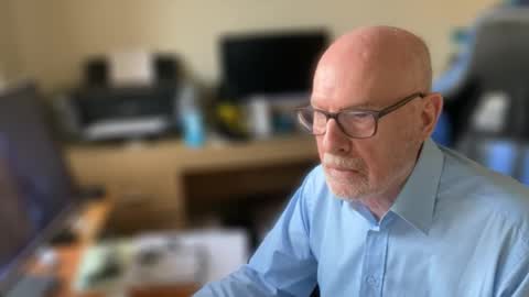 Snapshot of togbear chatting on 02-26-25, 04:35 Togbear online show from 02-26-25, 04:35