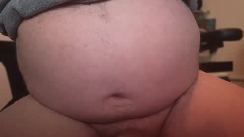 Snapshot of togbear chatting on 06-11-26, 12:19 Togbear online show from 06-11-26, 12:19