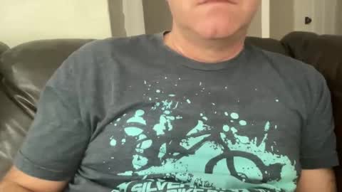 Joshua1983 online show from 12-31-24, 09:39