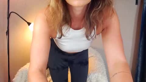 tokens_are_sexy online show from 11-17-25, 04:51