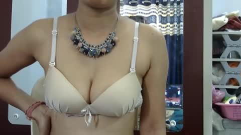 Snapshot of tokyo_indian chatting on 03-07-25, 07:30 Tokyo online show from 03-07-25, 07:30