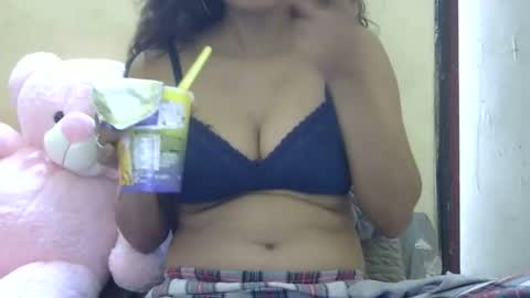 Snapshot of tokyo_indian chatting on 10-31-25, 05:52 Tokyo online show from 10-31-25, 05:52