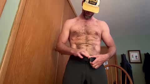 Snapshot of tokyodude12 chatting on 09-11-25, 06:52 The Beekeeper online show from 09-11-25, 06:52