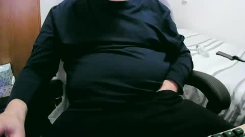 tolon408472 online show from 01-28-25, 01:18