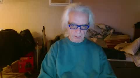 tom112292014 online show from 03-04-25, 01:06