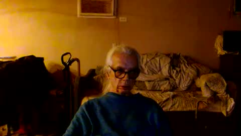 tom112292014 online show from 12-01-25, 02:16