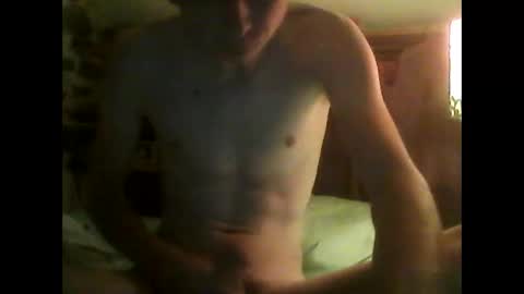 Snapshot of tom13474745 chatting on 04-09-26, 09:42 Tom online show from 04-09-26, 09:42
