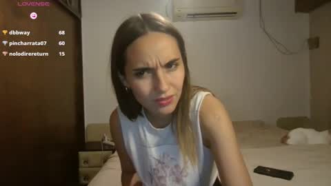 Snapshot of tom316972 chatting on 04-21-26, 01:53 Flor online show from 04-21-26, 01:53