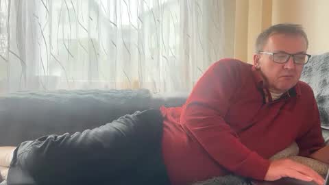 Tom online show from 01-10-26, 09:11