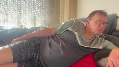 Tom online show from 02-27-26, 12:38